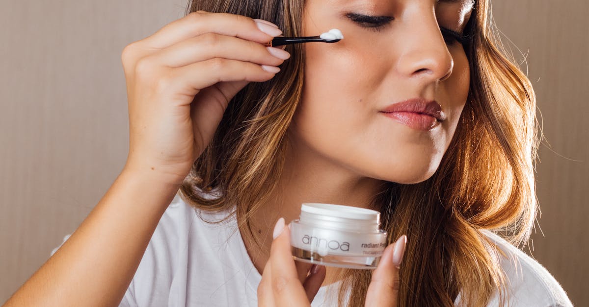 Comparing Immediate and Delayed Side Effects of Laser Treatments